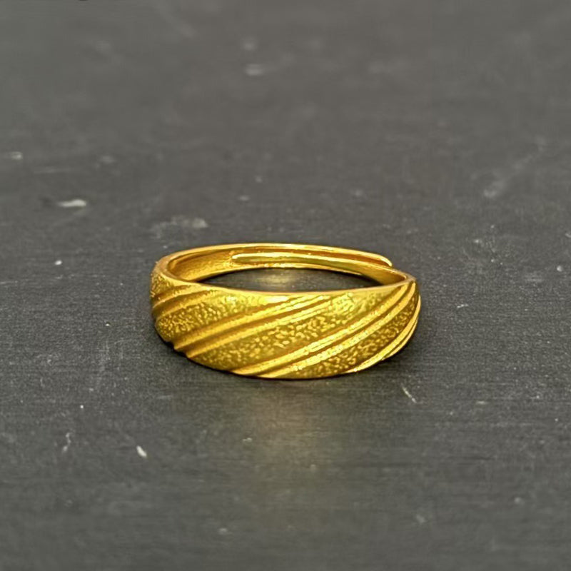 Willa — Croissant Dome Ring