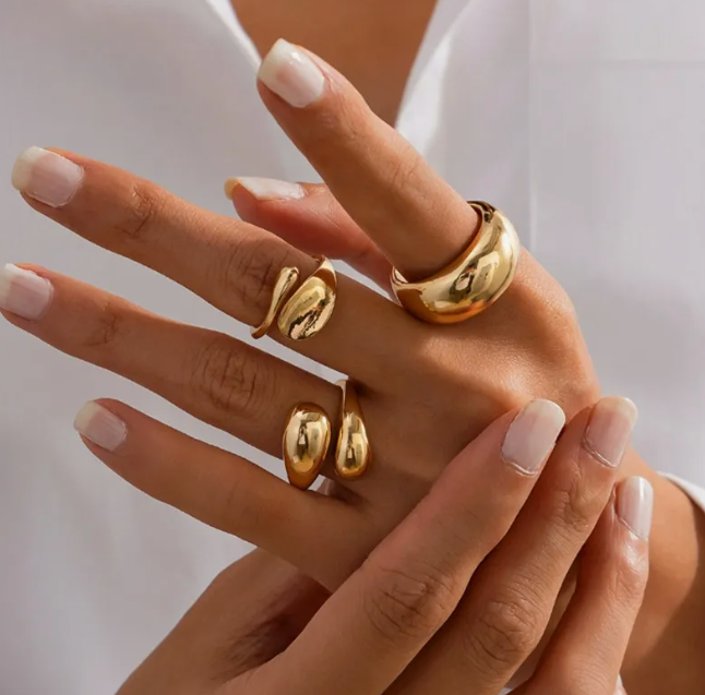 Matilda — Minimalist Ring Set