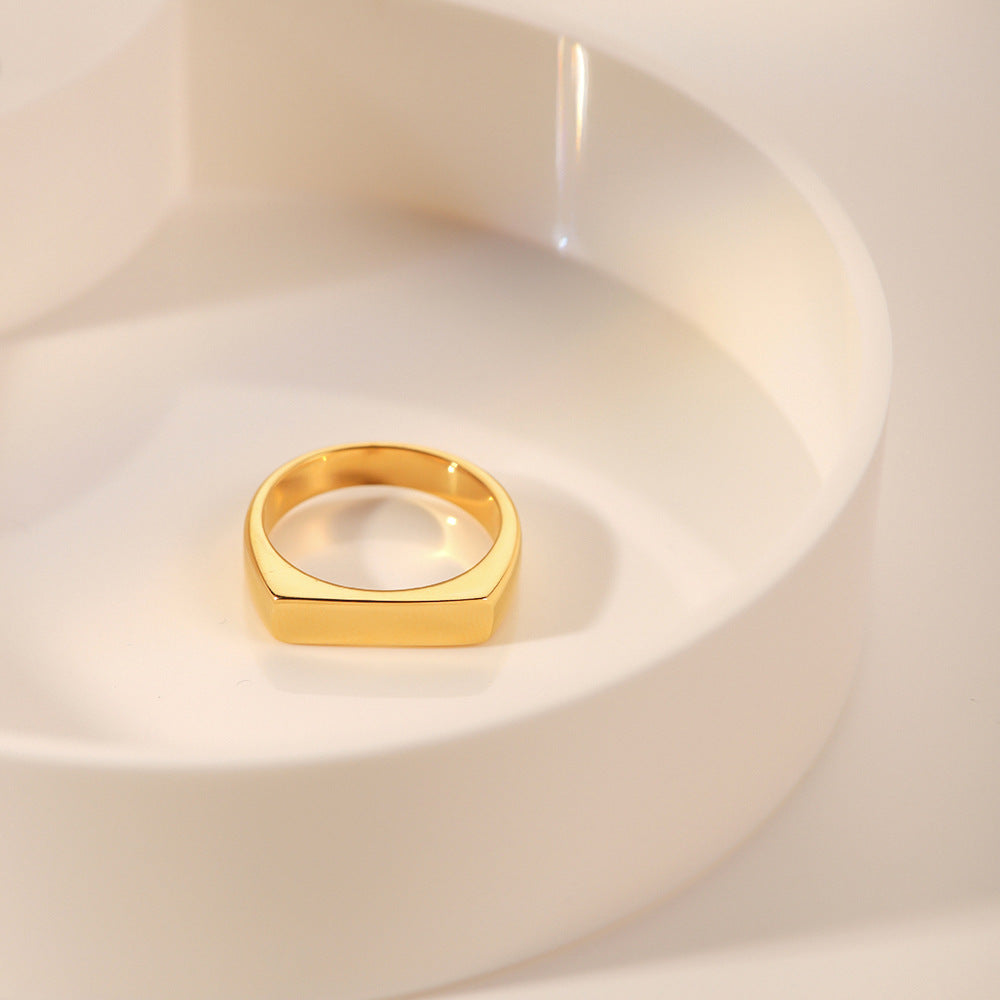 Lana — Gold Band Ring